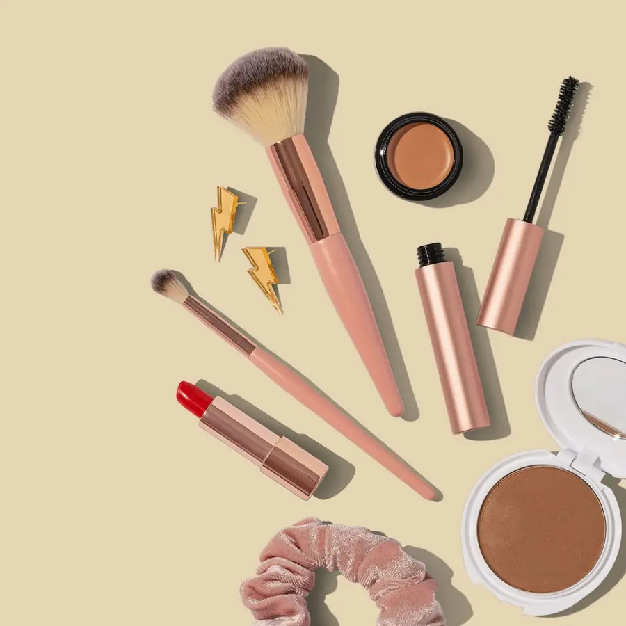Produits de beauté présentés avec soin